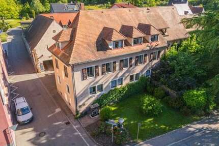 Haus zum Kaufen in Müllheim 1.050.000,00 € 444 m²