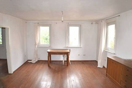 Hier ist der Handwerker gefragt! Haus mit Garten in Straubenhardt-Conweiler