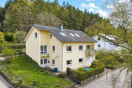 Haus zum Kaufen in Rottweil-Neufra 435.000,00 € 191 m²