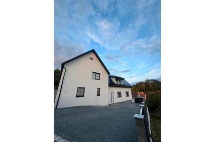 Mehrfamilienhaus - 570.000,00&nbsp;EUR Kaufpreis, ca.&nbsp; 280,00&nbsp;m&sup2; in Bissingen (PLZ: 86657)