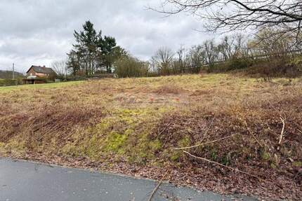 Baugrundstück im Neubaugebiet Ulmet zu verkaufen.