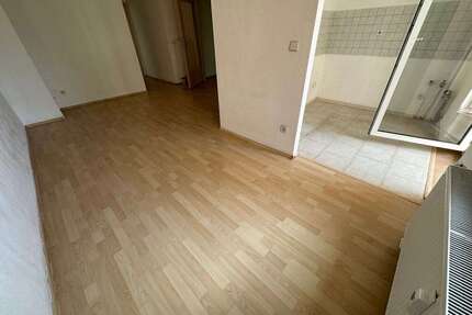 Wohnung zum Mieten in Chemnitz 255,00 € 42.2 m²