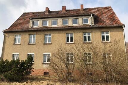 3 Zimmerwohnung - 300,00&nbsp;EUR Kaltmiete, ca.&nbsp; 55,00&nbsp;m&sup2; in Menteroda (PLZ: 99996)