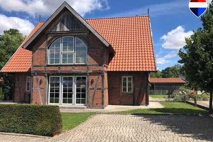 Haus zum Kaufen in Lemgo 720.000,00 € 299 m²