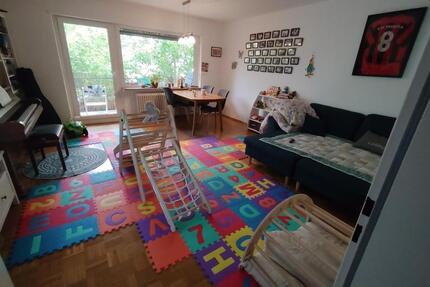 Neuwertige Drei-Zimmer-Wohnung in ruhiger zentraler Stadtlage - Karlsruhe Südstadt