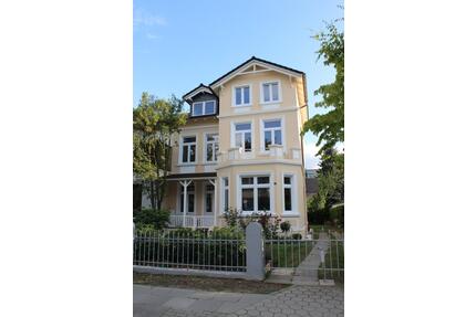 sanierte Altbau-Villa, klein. Zinshaus, Hambg-Rahlstedt, v.privat - Hamburg Wandsbek