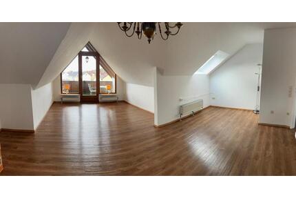 3 Zimmer DG-Wohnung in NES - 700,00&nbsp;EUR Kaltmiete, ca.&nbsp; 110,00&nbsp;m&sup2; in Bad Neustadt an der Saale (PLZ: 97616)