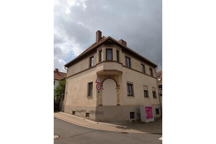 Familienhaus mit Nebengebäude - bezugsfertig - ohne Provision - Geisa