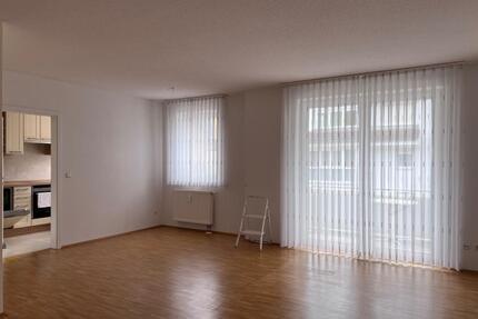 Schöne drei Zimmerwohnung - 370.000,00&nbsp;EUR Kaufpreis, ca.&nbsp; 81,00&nbsp;m&sup2; in Bad Abbach (PLZ: 93077)