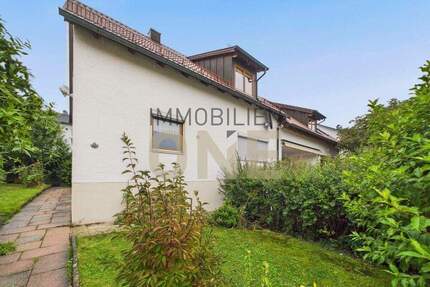 Doppelhaushälfte mit viel Platz für die ganze Familie - Regenstauf / Steinsberg