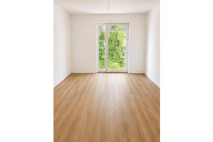 Neubau-Erstbezug! Hochwertige 2-Zimmer-Wohnung mit Balkon, Küche, Stellplatz und Kellerraum - Münster Münster-West