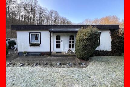 Idyllischer Bungalow im Grünen - 139.000,00&nbsp;EUR Kaufpreis, ca.&nbsp; 98,00&nbsp;m&sup2;&nbsp;Wohnfl&auml;che in Bad Salzdetfurth (PLZ: 31162)