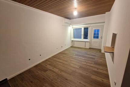 Kleine Erdgeschosswohnung zu vermieten - Frankfurt am Main West