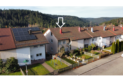Haus zum Kaufen in Freudenstadt 229.000,00 € 136.23 m²