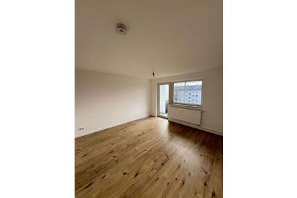 Neu renovierte 3 Zimmer Wohnung in ruhiger Lage - Großkrotzenburg