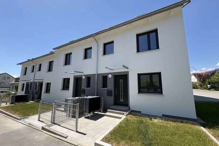 Haus zum Mieten in Tübingen Pfrondorf 1.900,00 € 132 m² - Tübingen / Pfrondorf