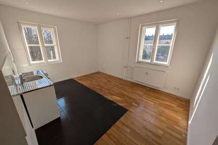 Wohnung zum Mieten in Berlin 695,24 € 53.48 m²