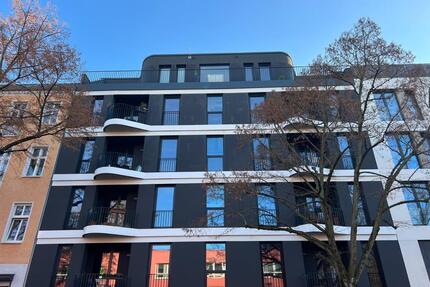 Exklusive vollmöblierte 4-Zimmer-Wohnung mit zwei Balkonen in ruh - Berlin Rummelsburg