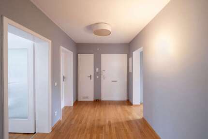 Wohnung zum Kaufen in München 670.000,00 € 101.09 m²