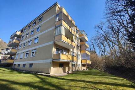 Stadtnahes Wohnen mit Blick ins Grüne - Coburg Creidlitz