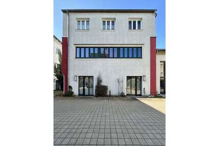 Wohnung zum Mieten in Gera 546,20 € 109.24 m²