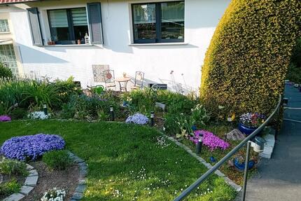 vermietet wird hier eine Zweizimmerwohnung voll möbliert - Würzburg Heuchelhof