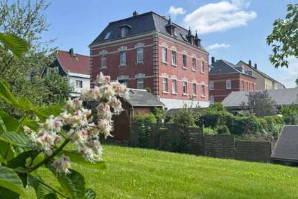 Haus zum Kaufen in Schönheide 209.000,00 € 360 m²