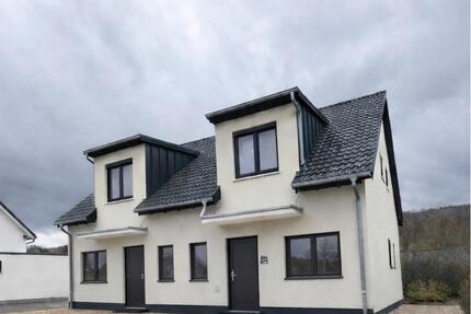 Neubau 4 Zimmer Maisonette Wohnung - Photovoltaik- Effizient - Weikersheim