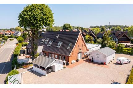 82qm längliche 1 Raumwohnung mit Zugang zu großer Garage - Altenholz