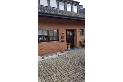 Haus zum Kaufen in Wegberg 499.000,00 € 211 m²