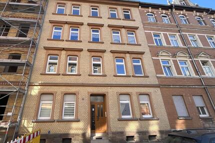 Etagenwohnung wartet auf neue Mieter. - Weißenfels