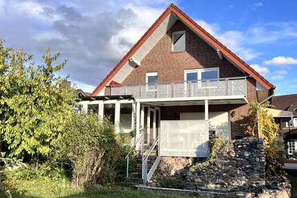 Haus zum Kaufen in Rinteln 345.000,00 € 158 m²