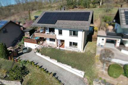 Haus zum Kaufen in Beverungen Dalhausen 230.000,00 € 156 m² - Beverungen / Dalhausen