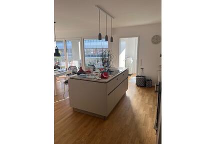 Neuwertige (2023) 2-Zi Dachgeschosswohnung mit Balkon - Ludwigsburg Pflugfelden