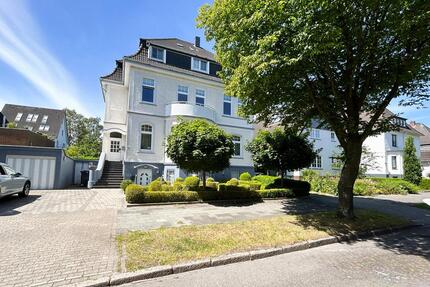Modernisierte Balkonwohnung im Herzen vom Villenviertel! - Wilhelmshaven Heppens