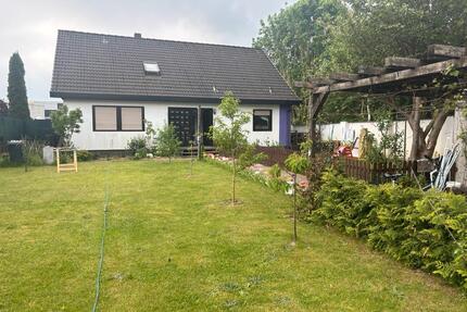 4 Zimmer Erdgeschosswohnung mit Garten und Terrasse - Burgdorf