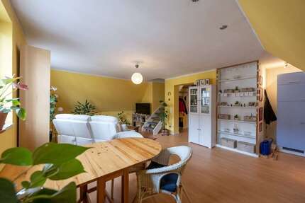 Wohnung zum Kaufen in Köln 195.000,00 € 65 m²