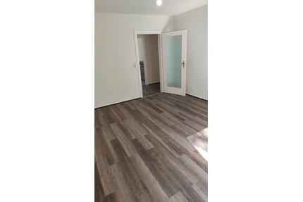 3-Zi-WE saniert 60 m² Balkon, Wärmepumpe, Garten, VDSL, Wallbox - Beeskow