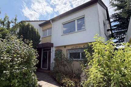 Haus zum Kaufen in Neckarrems 329.000,00 € 114 m²