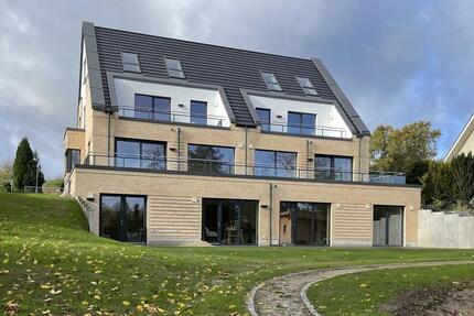 Reinfeld - hochwertige 2-Zimmer Wohnung in direkter Herrenteichlage ca. 103qm (Erstbezug) - Reinfeld (Holstein)