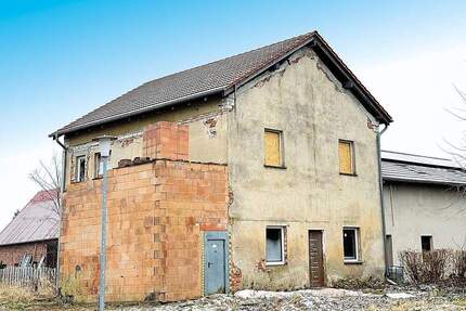 Rest eines Hofes - 10.000,00&nbsp;EUR Kaufpreis, in Brunn (PLZ: 17039)