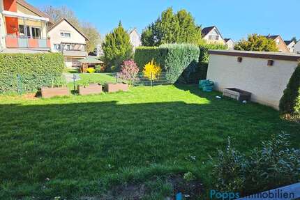 Haus zum Kaufen in Kelkheim 1.490.000,00 € 509 m²