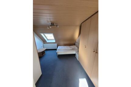 Schöne komplett möbilierte und ausgestattete 1 12-Zimmer-Wohnung - Essen Frillendorf