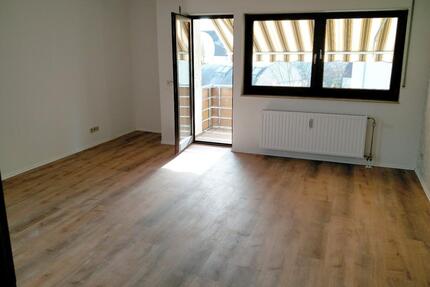 Helle 3 Zimmer Wohnung in zentraler Lage - Offenbach am Main Hafen