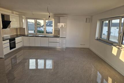 Schönes Wohnen in einem zwei Familienhaus - Elchingen Oberelchingen