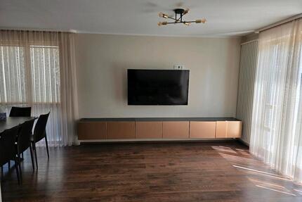 Exclusive Doppelhaushälfte in Großziehten Schönefeld, 6 Zimmer