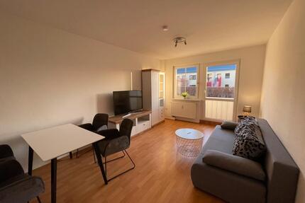 Möblierte 2-Raum-Whg - Balkon, Tageslichtbad und neue Einbauküche - Radibor