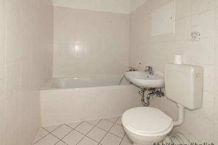 Wohnung zum Mieten in Halle (Saale) 390,54 € 65.09 m²