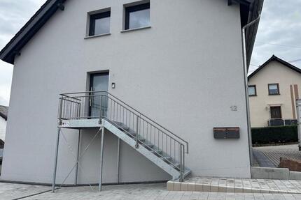 Moderne 2 ZKB Wohnung in Eppelborn Humes mit Balkon