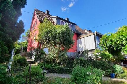 Geräumiges Einfamilienhaus, toller Garten und Garage - Kirchentellinsfurt